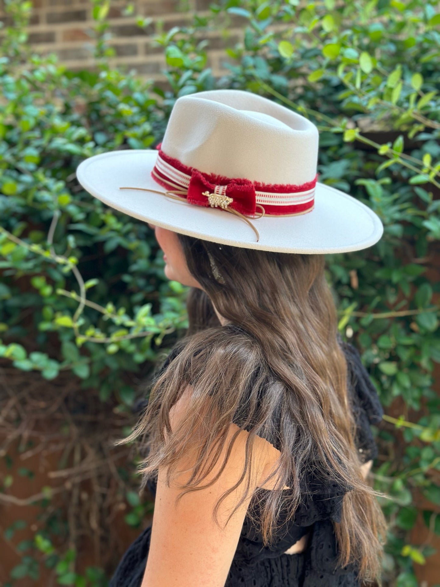 Preppy Rancher in Game Day Red #WooPig