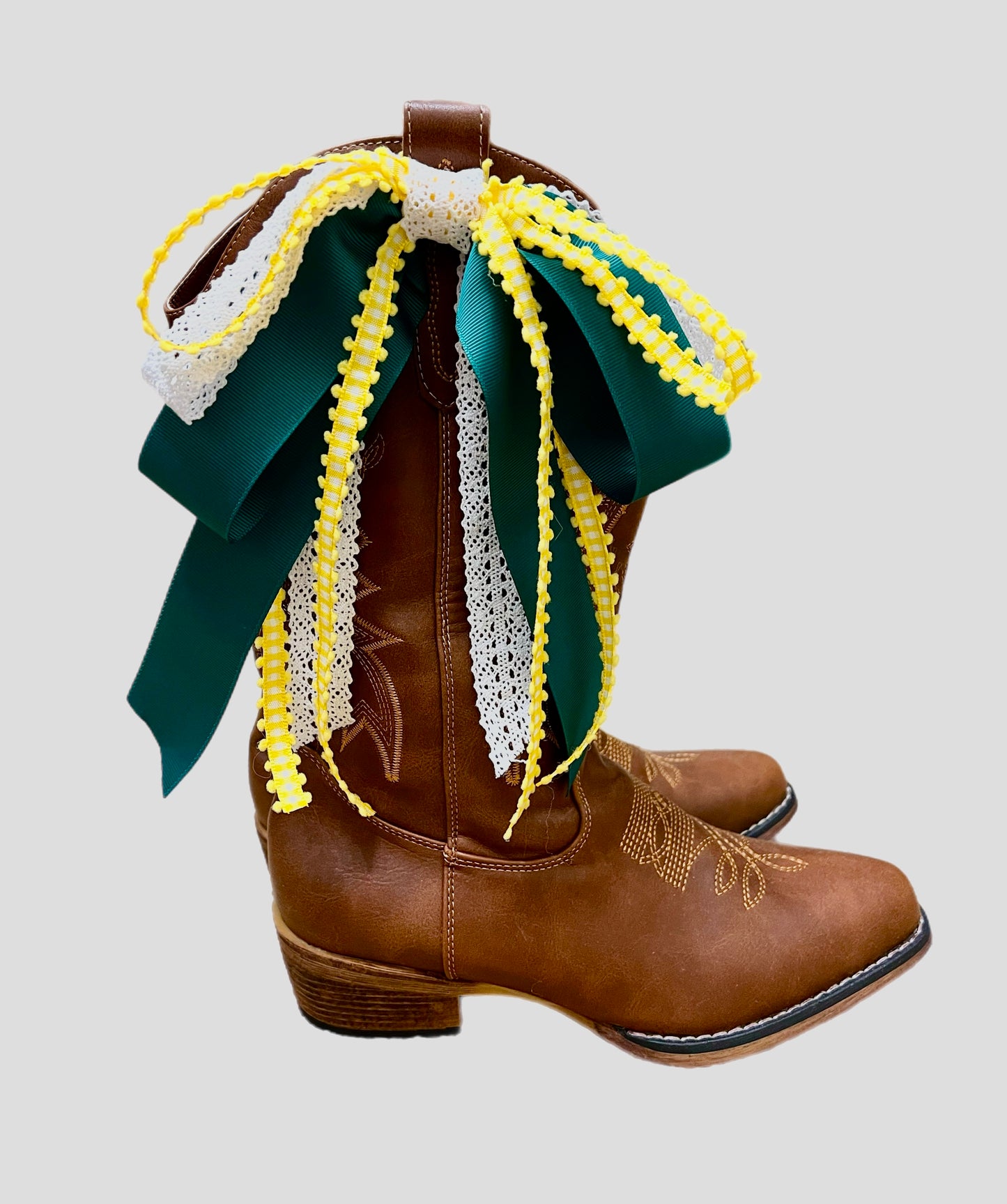 Collegiate Boot Bows